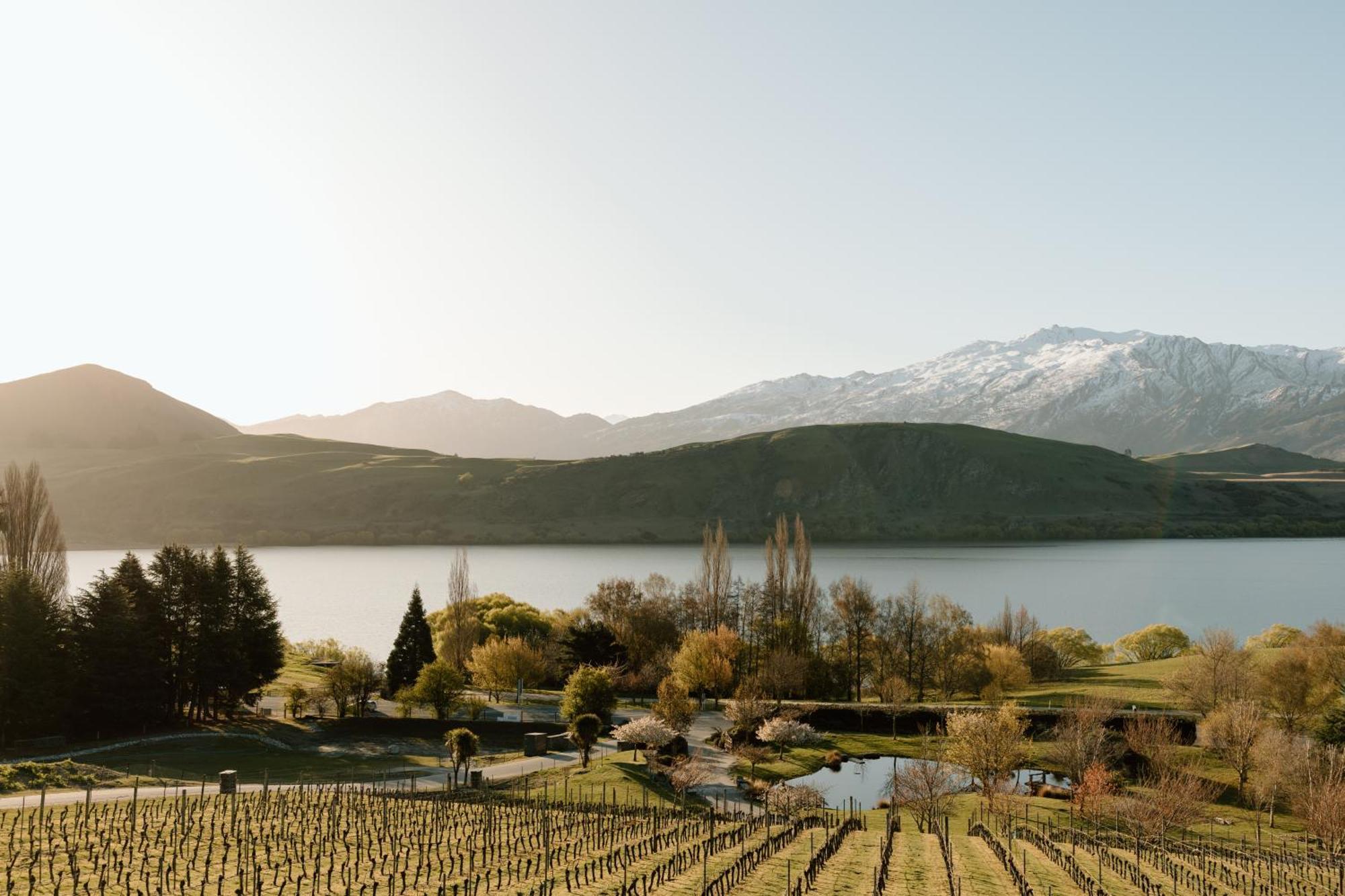 Stoneridge Estate Hotel Queenstown Bagian luar foto
