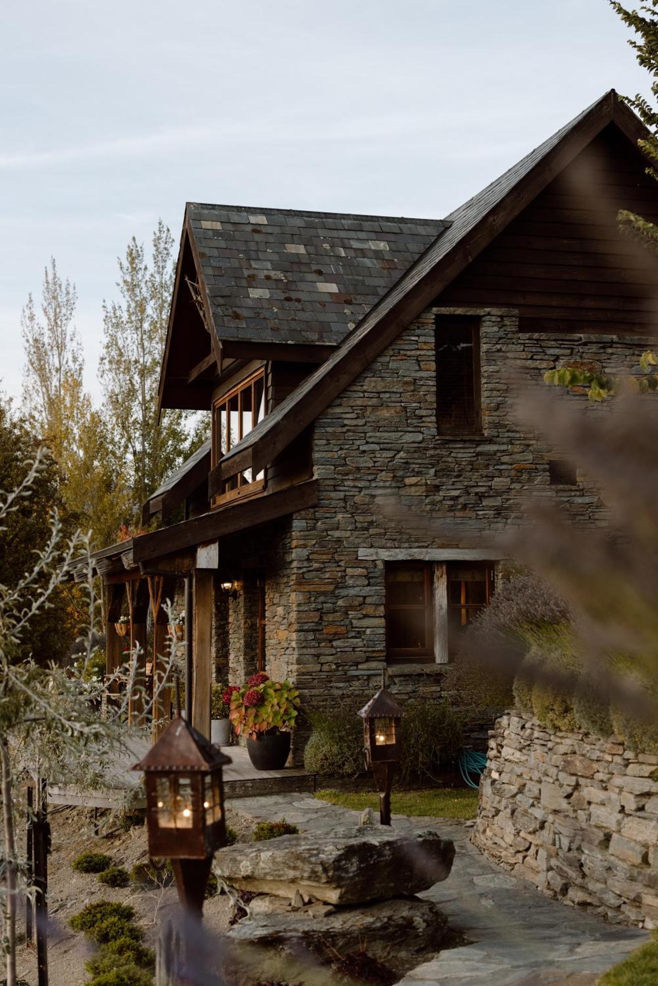 Stoneridge Estate Hotel Queenstown Bagian luar foto