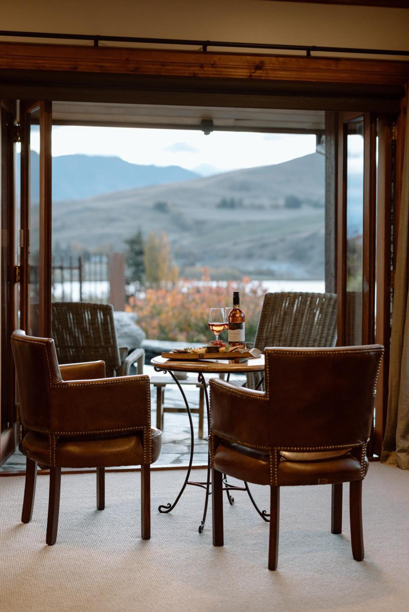 Stoneridge Estate Hotel Queenstown Bagian luar foto