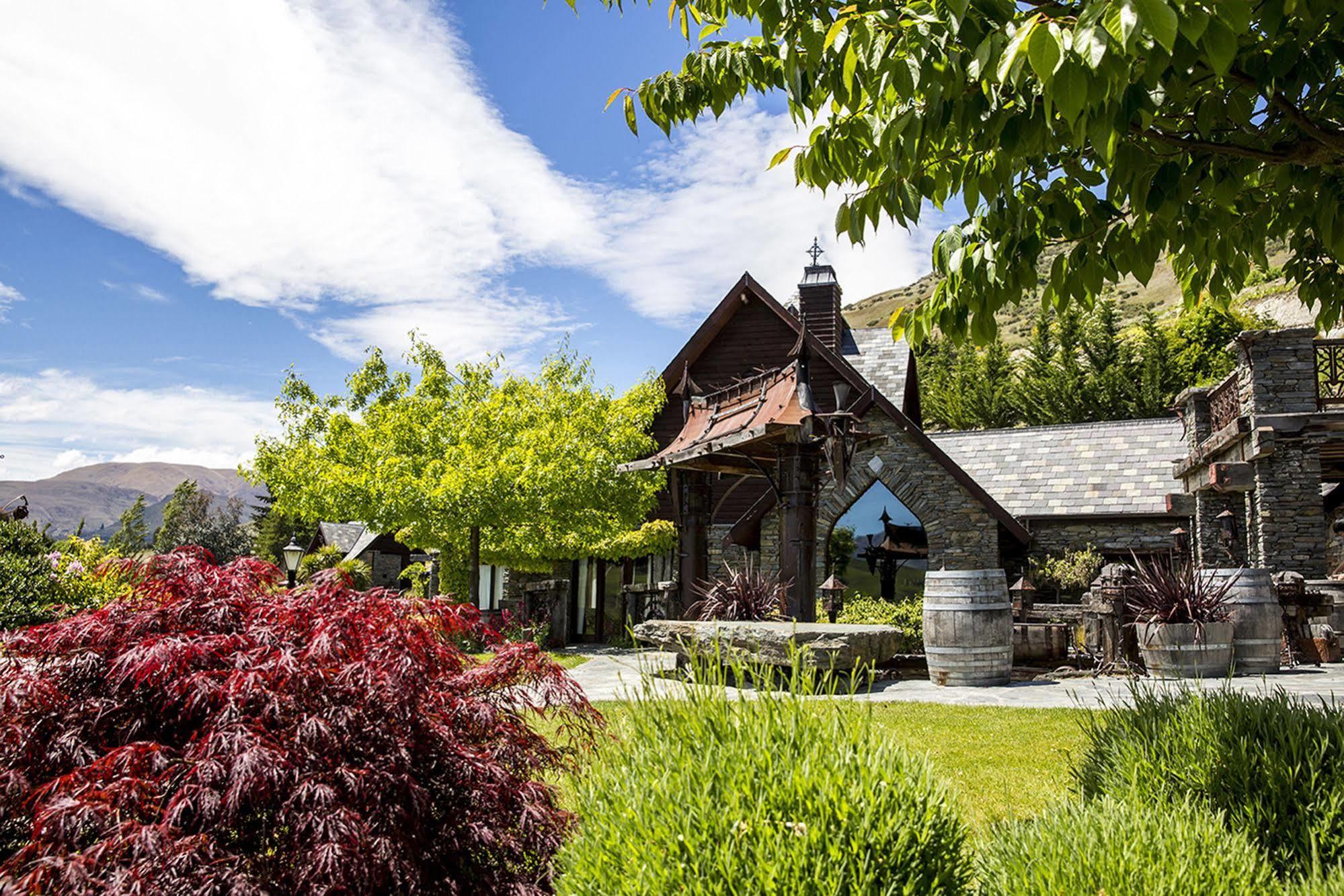Stoneridge Estate Hotel Queenstown Bagian luar foto