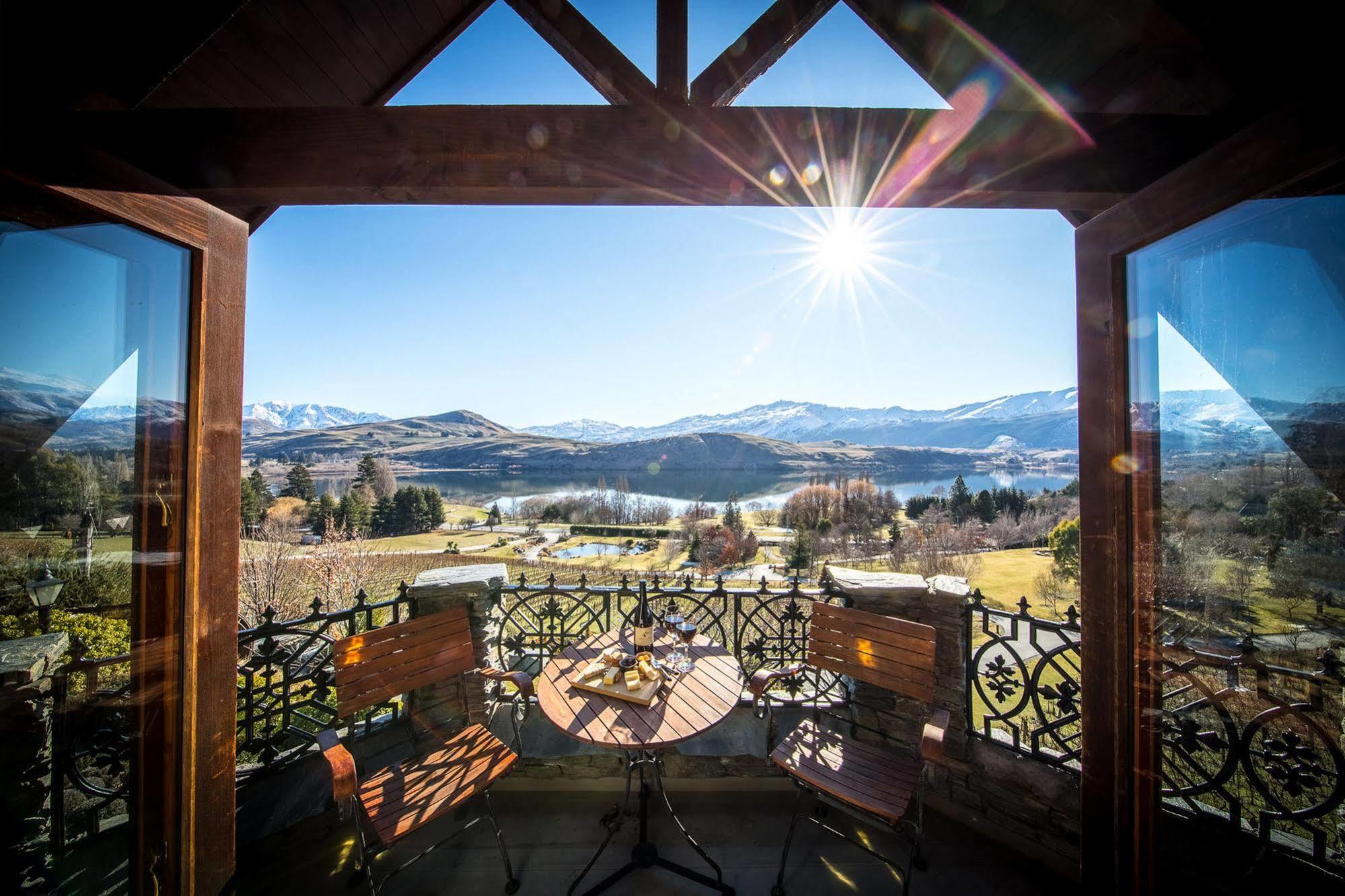 Stoneridge Estate Hotel Queenstown Bagian luar foto